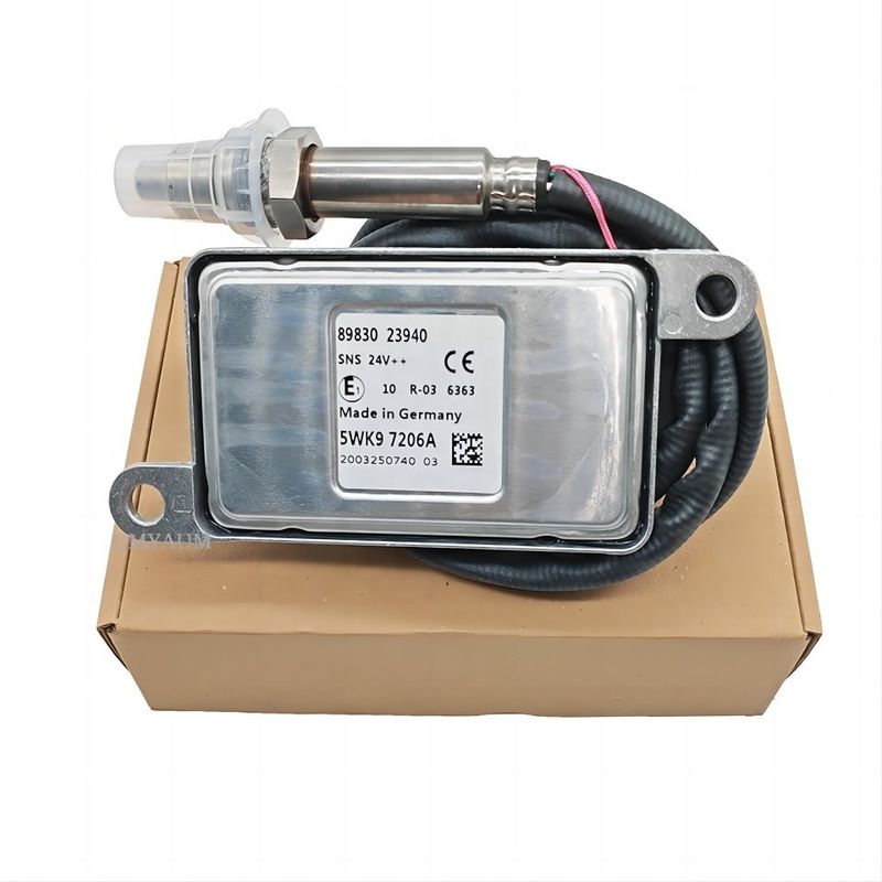 OE NO. 5WK9 7206A 질소 산화소 센서 ISUZU 필수 자동차 부품용 NOx 센서 24V